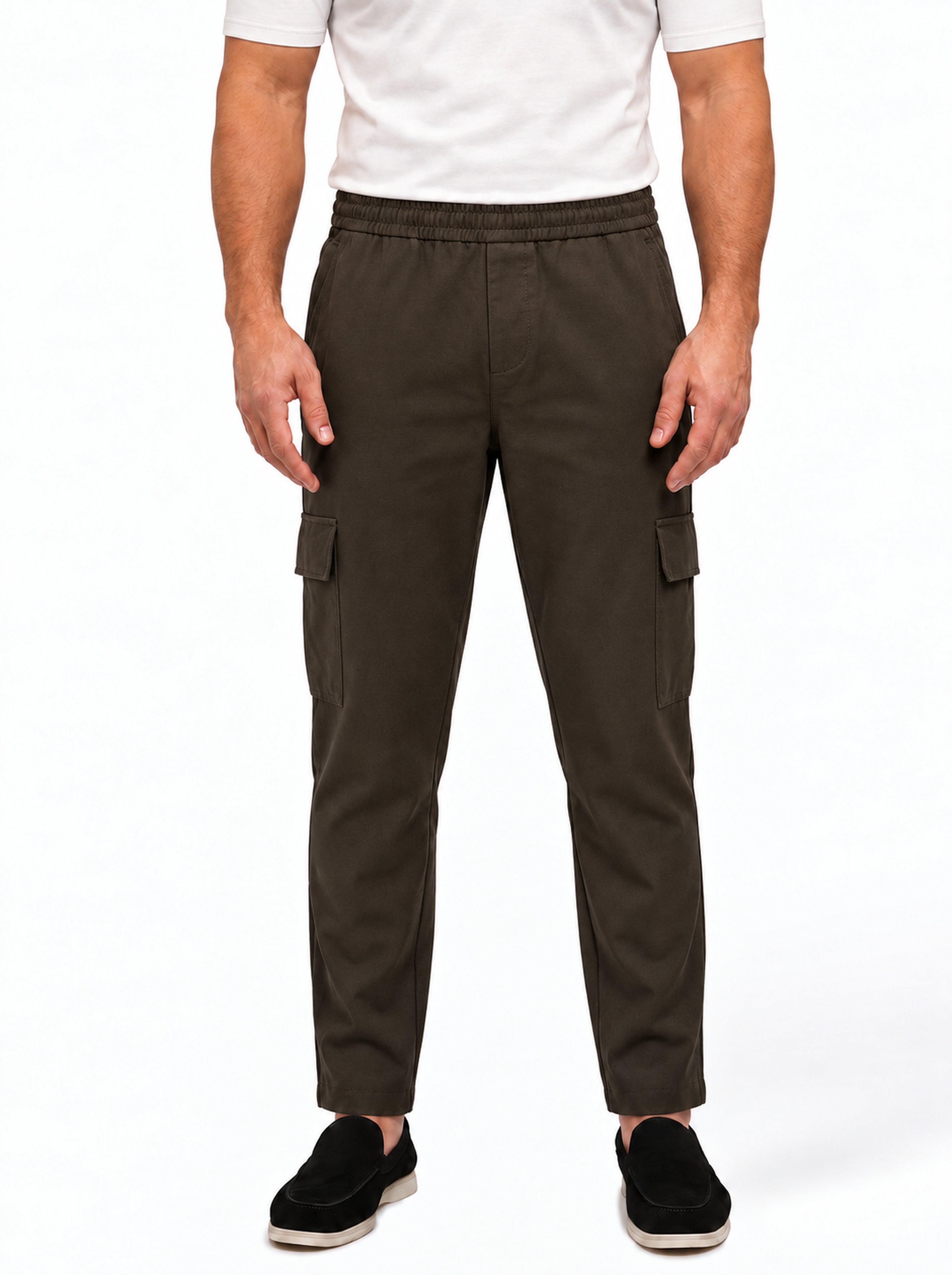 CARGO PANTS BROWN - studio voorkant