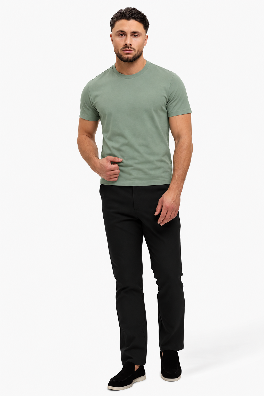 Classic Cotton T-shirt mint — studio full, zwarte pantalon
