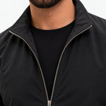 Core Bodywarmer Black - detail stof en kraag, close-up