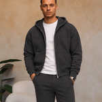 Essential Vest Antraciet, gedragen