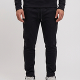 Capitan Tracksuit Black - broek voorkant studio