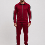 Hollywood Red Tracksuit - voorkant volledig studio