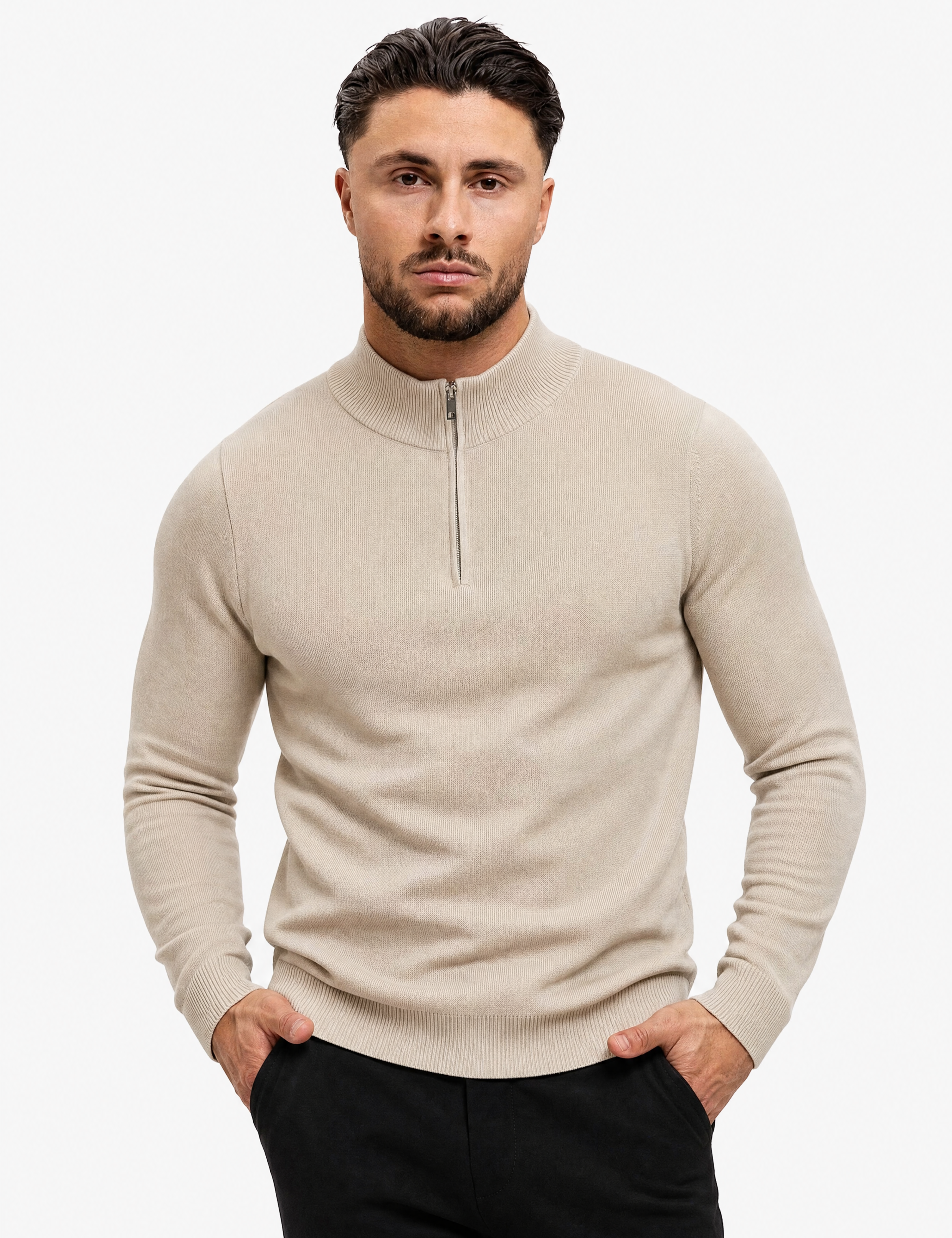 Half Zip Knit Sand - handen in zak