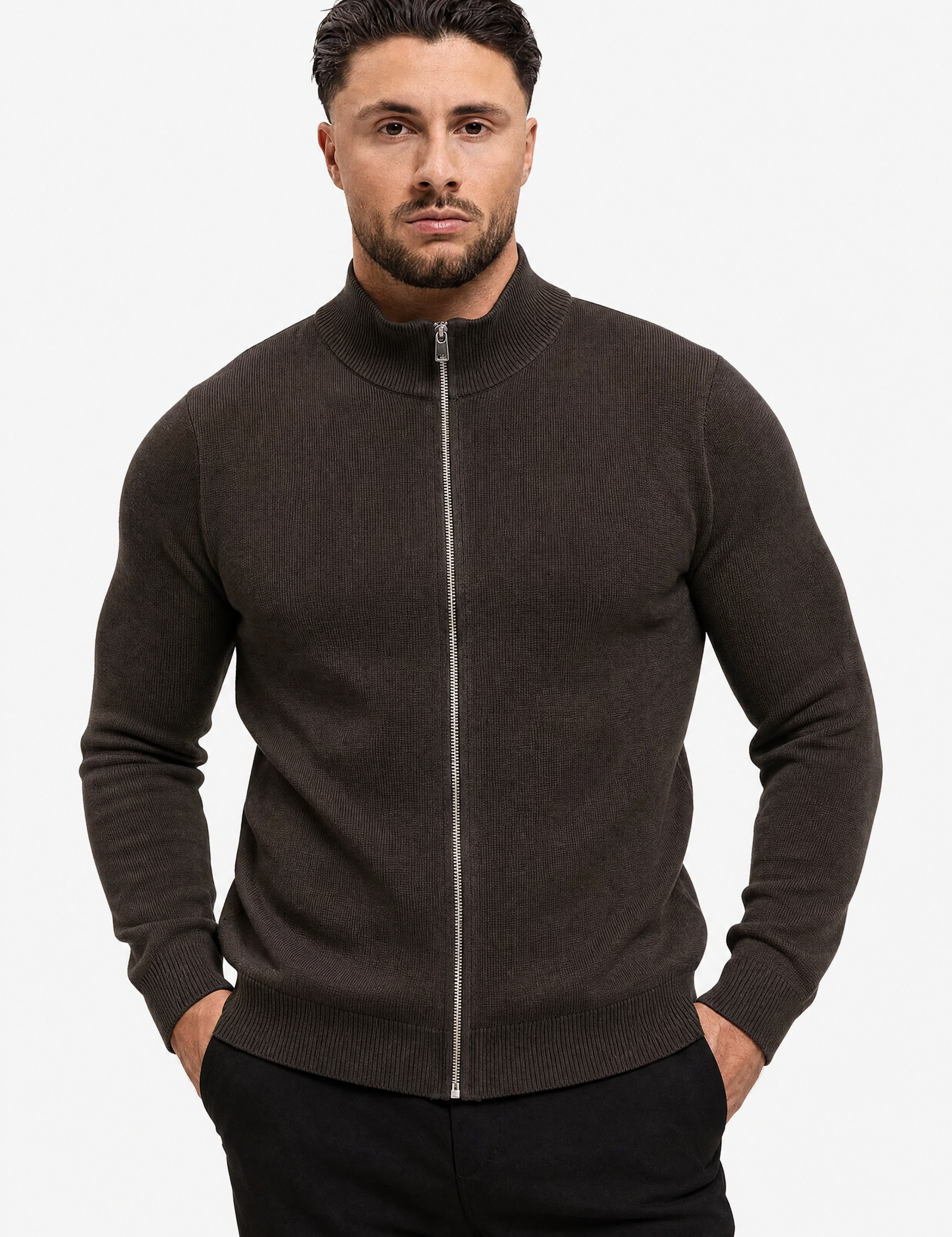 Knit Zip Cardigan Dark Brown - handen in zak