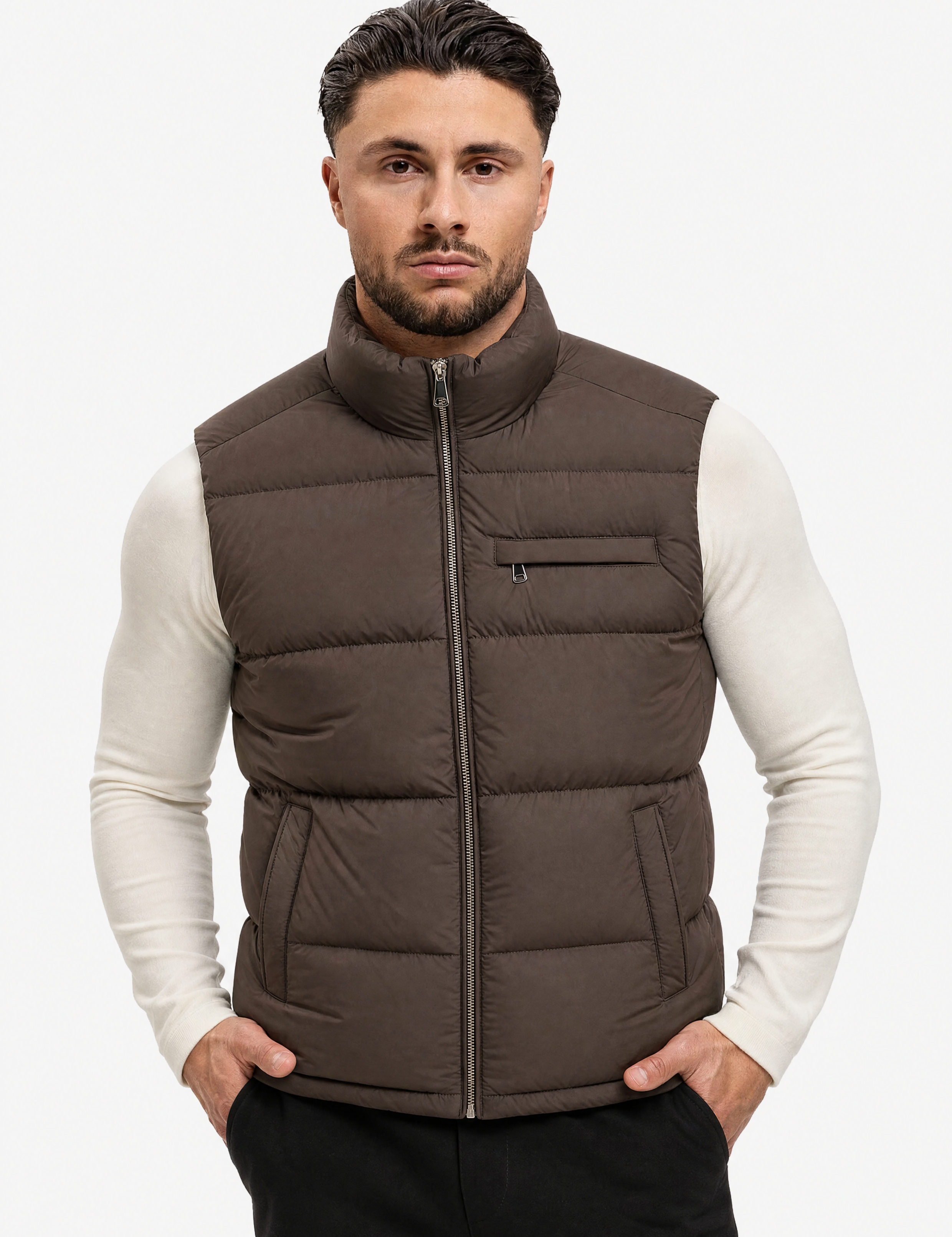 Torino Down Bodywarmer Brown - handen in zak