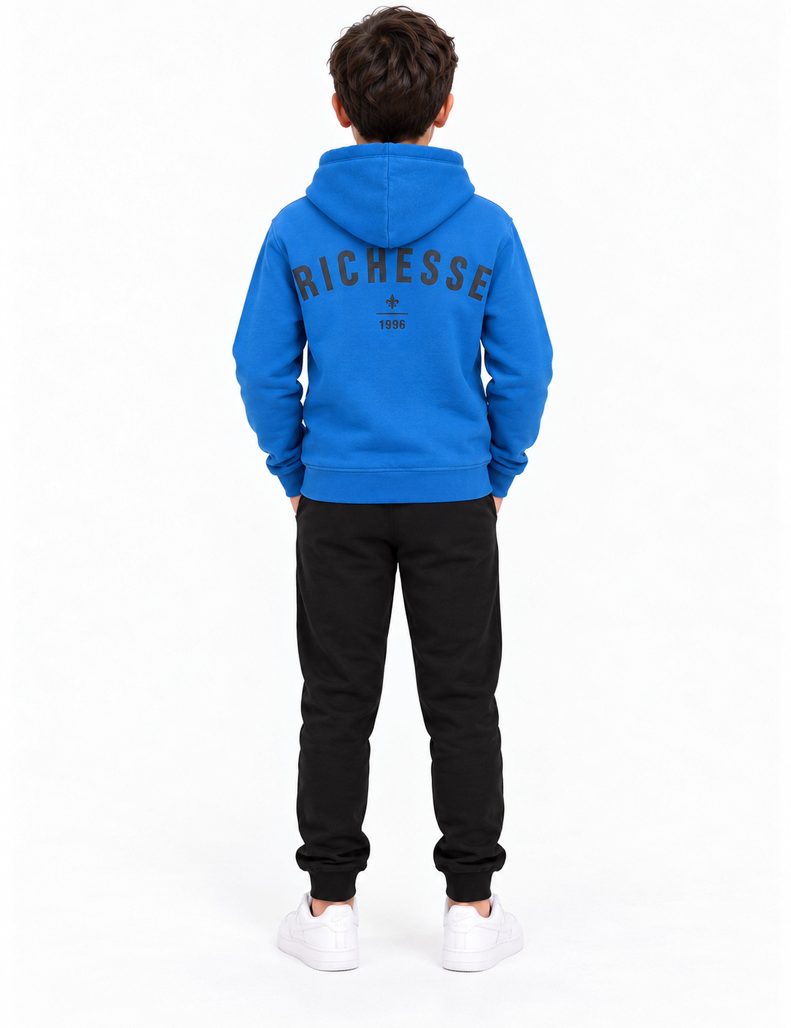 Richesse Deluxe Hoodie JR Blue - achterkant op model