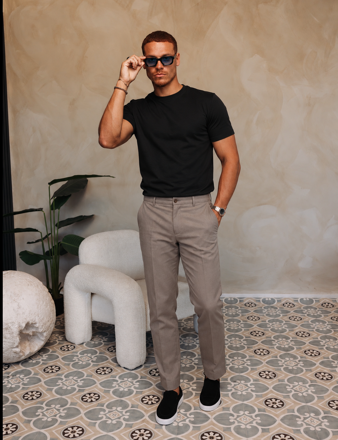 CLASSIC COTTON T-SHIRT BLACK — lifestylefoto