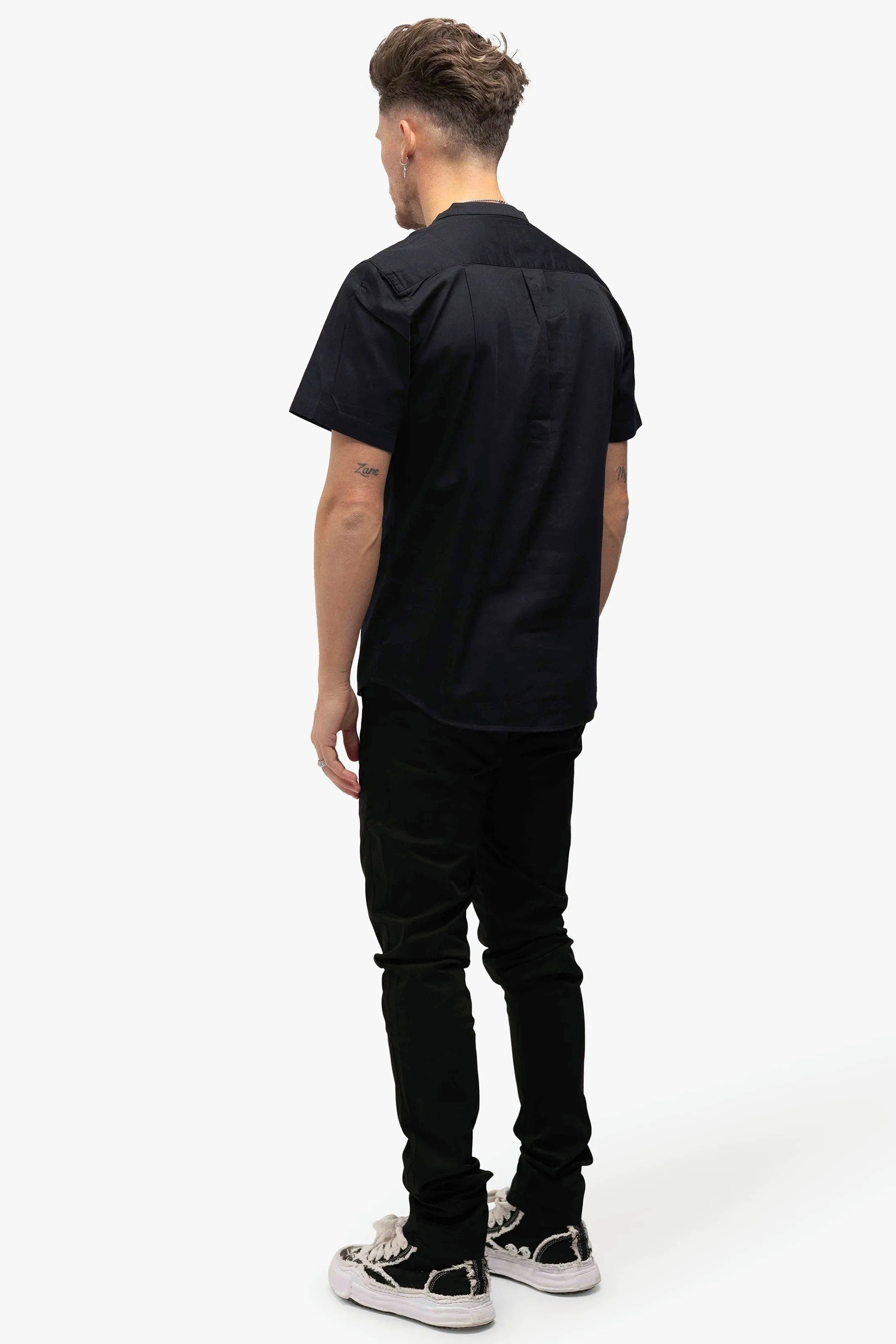 MAO BLACK SHIRT