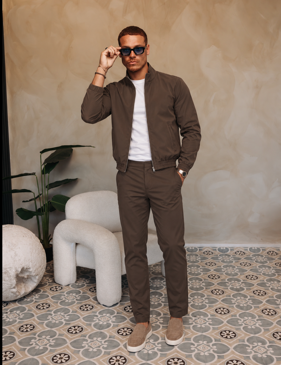 TECH ZIP SUIT | BROWN — lifestylefoto